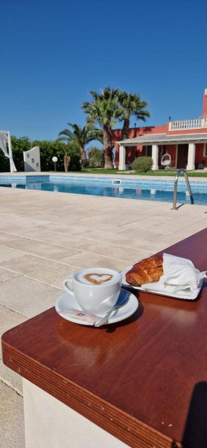 Bed & Breakfast Villa Michela Алецио Экстерьер фото